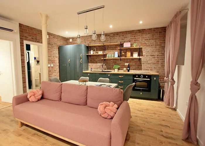 Apartman Michelangelo In The Centar Of Supetar